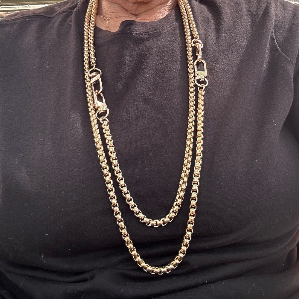 Unbranded heavy substantial, gold Rollo link necklaces interlocking, carabiners - Picture 4 of 17